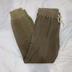Like-new Monrow army green studded sweatpants